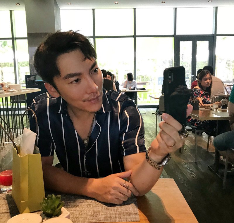 M28_男套图681照片（有钱奢华高大上高帅富男神旅游时尚自拍照潮流成熟男士朋友圈素材形象照）-13