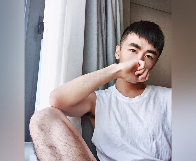 M33_男套图1007照片（超多图片素材好身材有腹肌爱自拍好身材男生小年轻青年男神朋友圈微商素材同一个人）-6