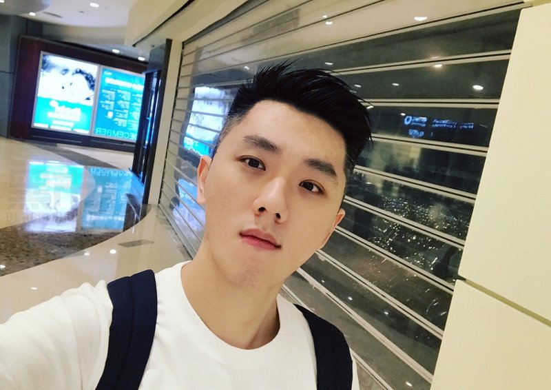 M35_男套图213照片（英俊帅气小青年男神小奶狗同人图片集男生朋友圈形象照素材）-5