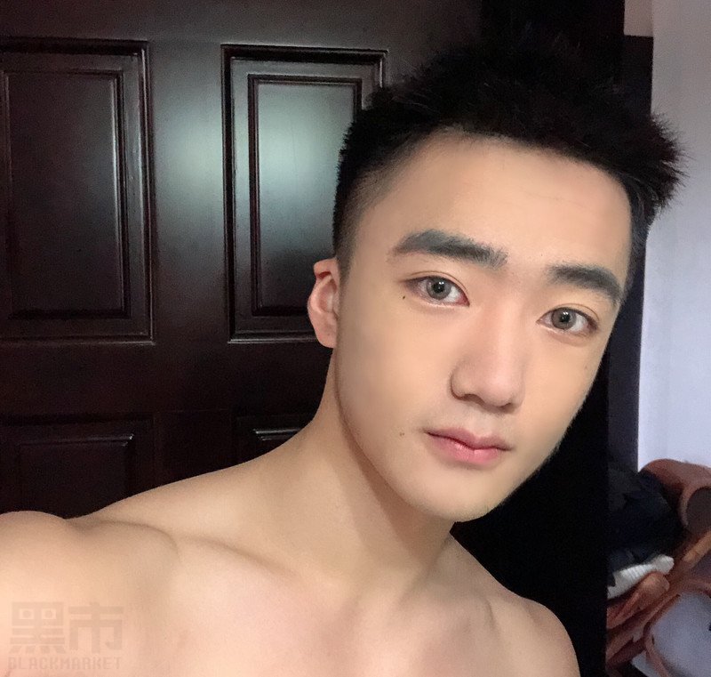M41_男套图175照片（健美好身材男神同一个人素材男士男生男青年组图微商朋友圈）-1