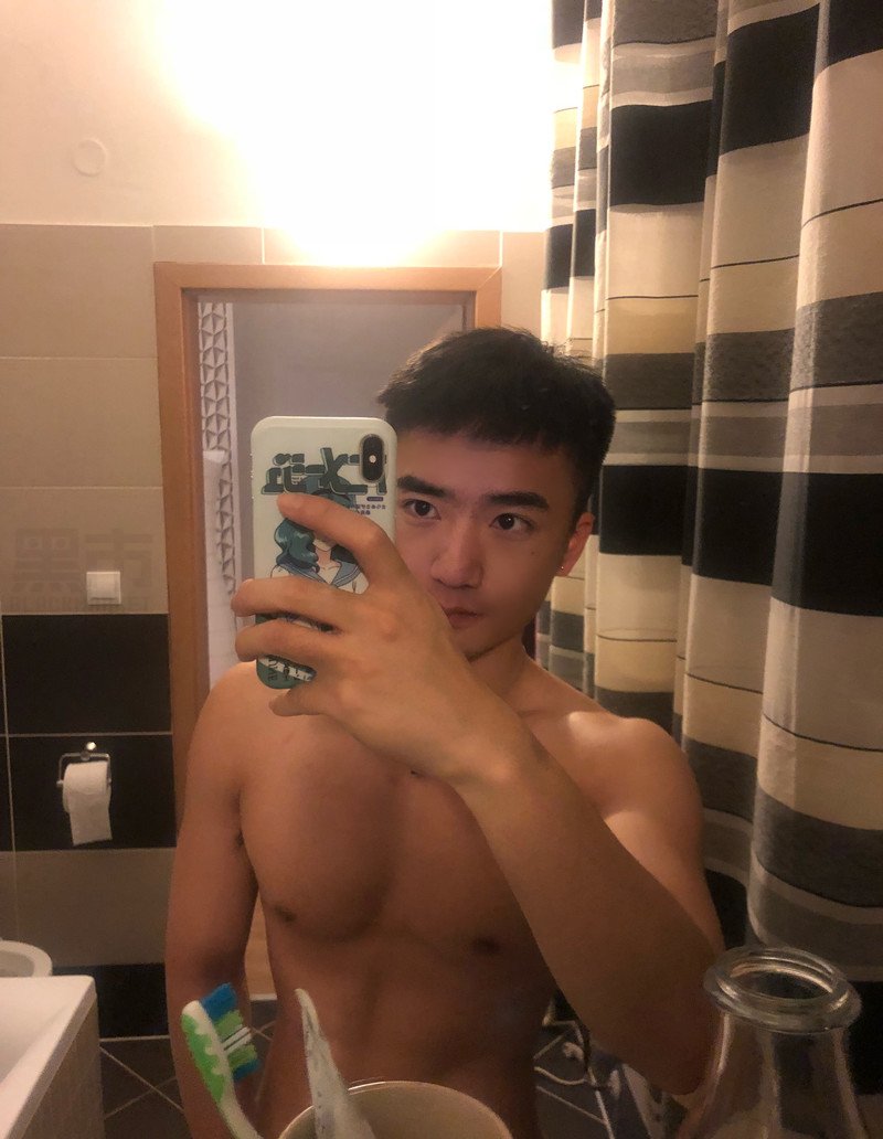 M41_男套图175照片（健美好身材男神同一个人素材男士男生男青年组图微商朋友圈）-2