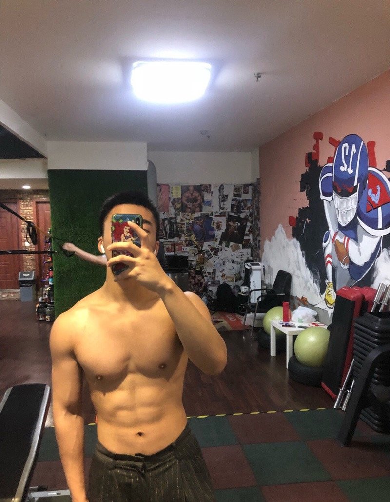 M41_男套图175照片（健美好身材男神同一个人素材男士男生男青年组图微商朋友圈）-12