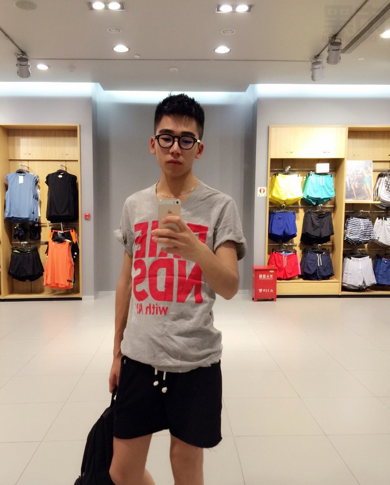 M53_男套图464照片（普通时尚小青年旅游自拍照男生微信微商朋友圈素材合集）-8
