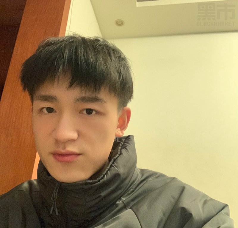 M60_男套图164照片（普通小年轻自拍照片集微信微商朋友圈组图无水印形象照）-8