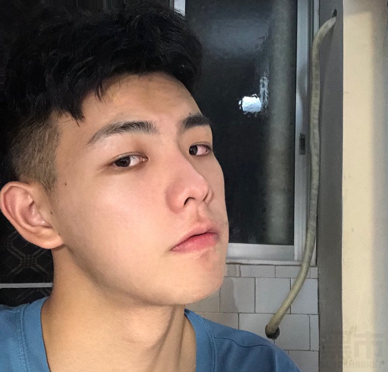M63_男套图126照片（普通文艺小青年自拍照年轻男生同人图片微信微商朋友圈素材）-8
