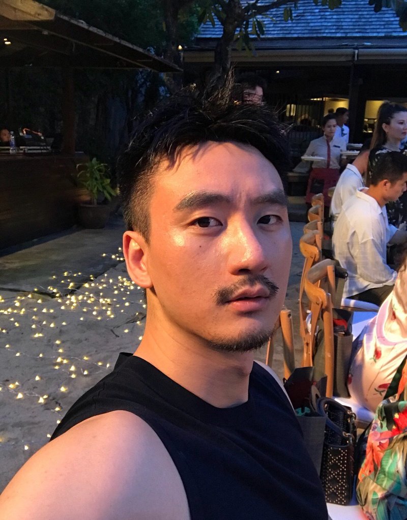 M91_男套图371照片（高富帅健身达人一整套生活照 好身材爱自拍男士同一个人照片组）-1
