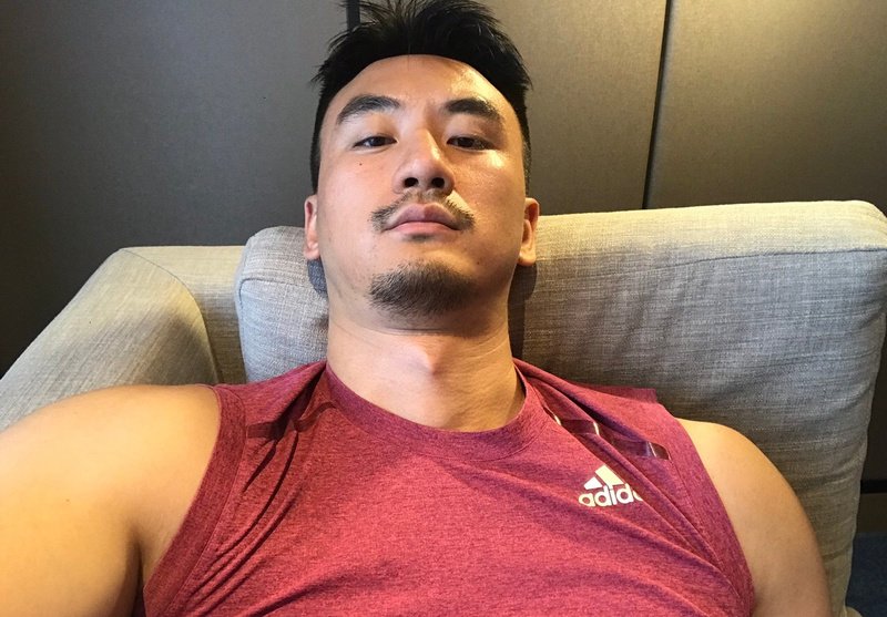 M91_男套图371照片（高富帅健身达人一整套生活照 好身材爱自拍男士同一个人照片组）-4