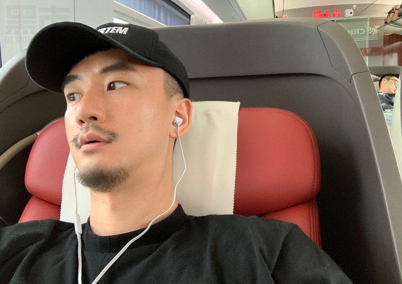 M91_男套图371照片（高富帅健身达人一整套生活照 好身材爱自拍男士同一个人照片组）-15