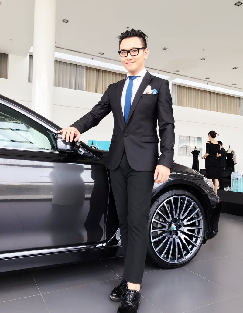 M79_男套图492照片+49视频（高富帅时尚好衣品男神自拍照 有和车合照 有各地旅游照片组 一年四季生活照）-1