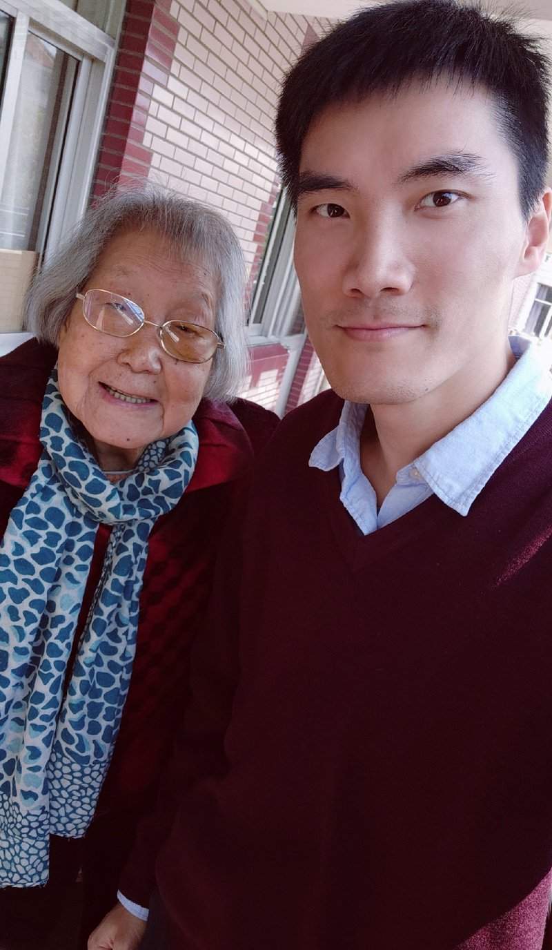 M82_男套图293照片+5视频（普通大学工作人员形象照 有和中超球星合影照片组 三十五岁成熟男人生活照）-5