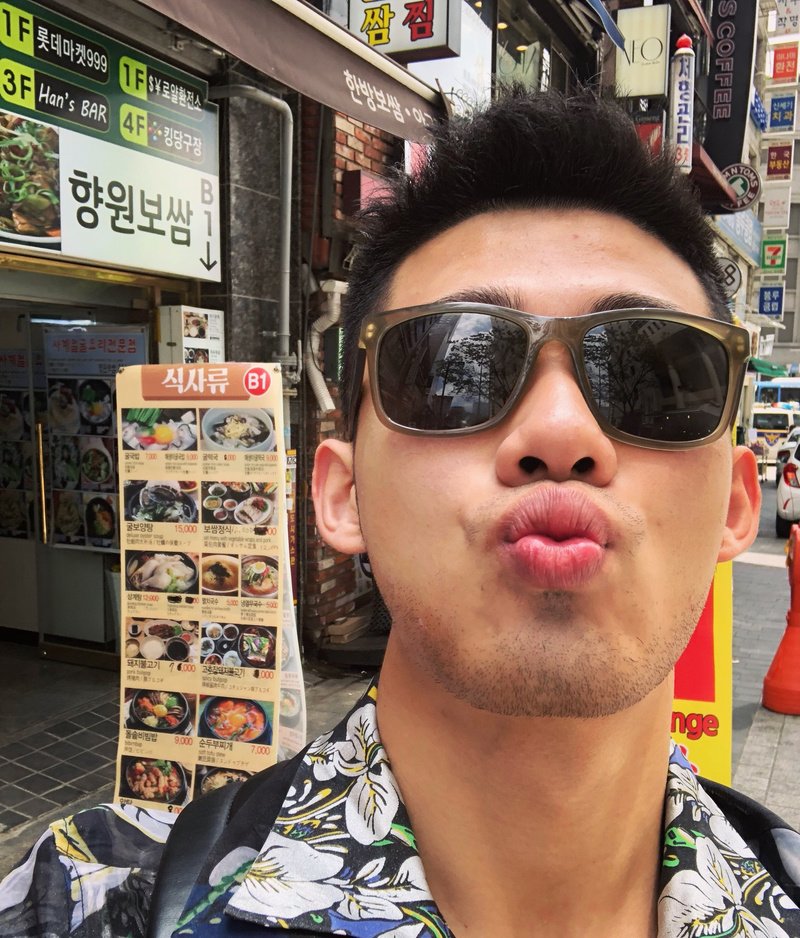 M85_男套图991照片+254视频（小鲜肉男神大学生青春男生日常照片 有豪车合照有在车里面照片）-10