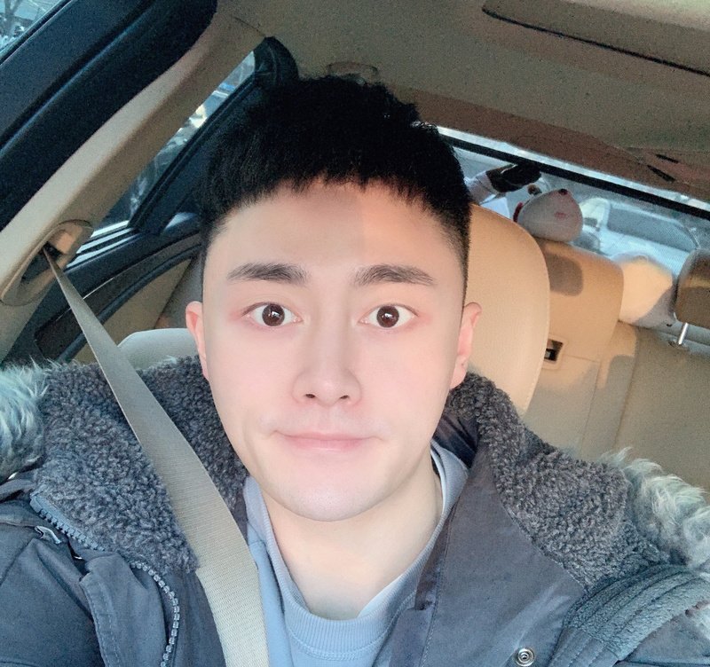 M93_男套图541照片+4视频（小鲜肉清爽干净小年轻小男神无水印高清自拍照 有和豪车合照 ）-10