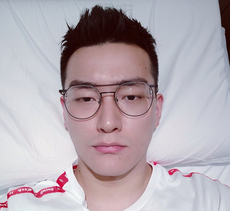 M95_男套图434照片+10视频（戴眼镜年轻小帅哥 普通人日常生活照一整套 真实男神网恋照片组）-12