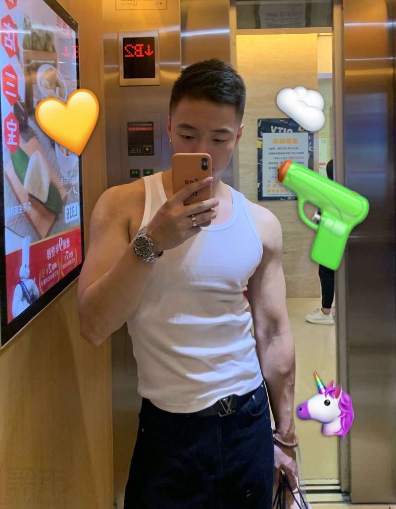 M103_男套图941照片+11视频（时尚潮流英俊男神生活照 高富帅 好身材大胸肌帅气男生自拍照片组）-3