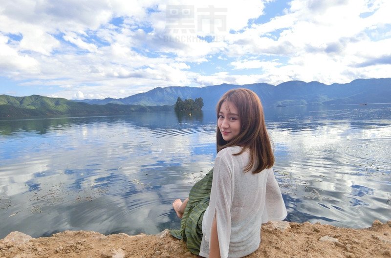 W74_女套图276照片+1视频（性感白富美旅游达人时尚美少女套图 女神无水印高清网恋照片组）-19