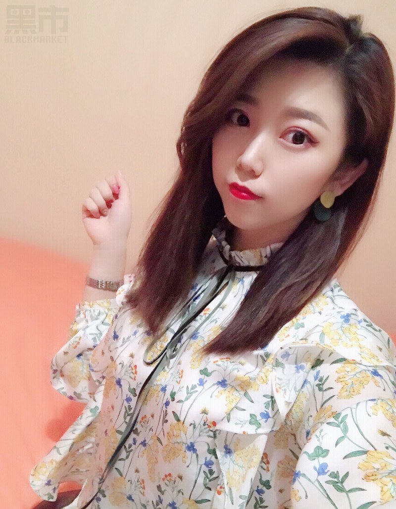 W73_女套图832照片+6视频（年轻女神时尚青年网恋照片微信微商营销同人套图打造朋友圈图片）-3