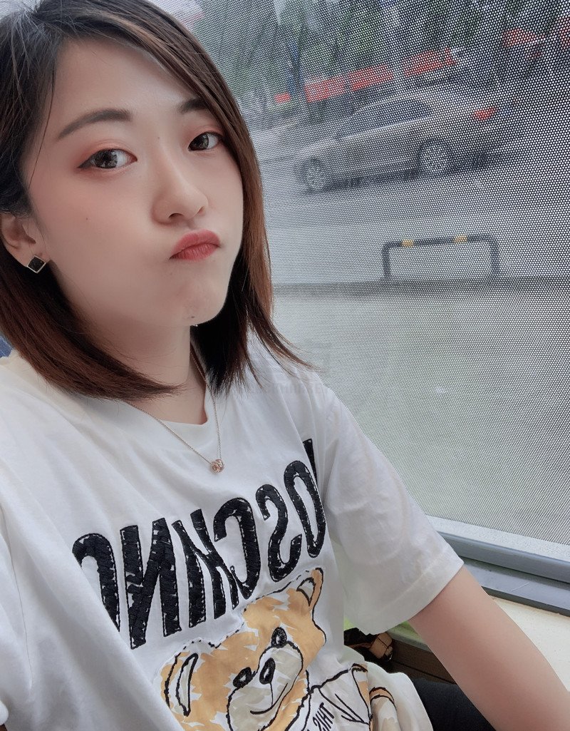 W82_女套图1706照片+74视频（中短发多彩生活女生女神自拍照日常照片微商素材打造QQ空间素材）-4