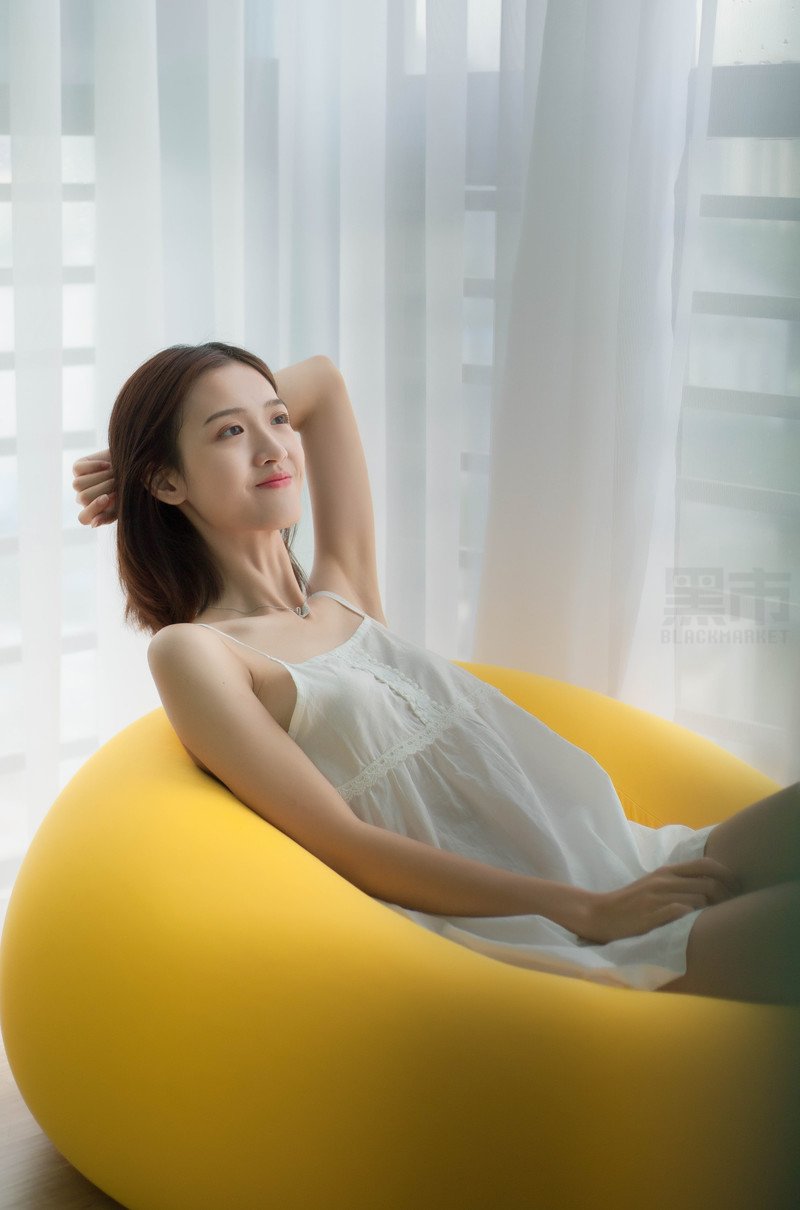 W81_女套图269照片+19视频（校花女神套图 小姐姐自拍照 朋友圈包装素材网恋照片组带视频）-3