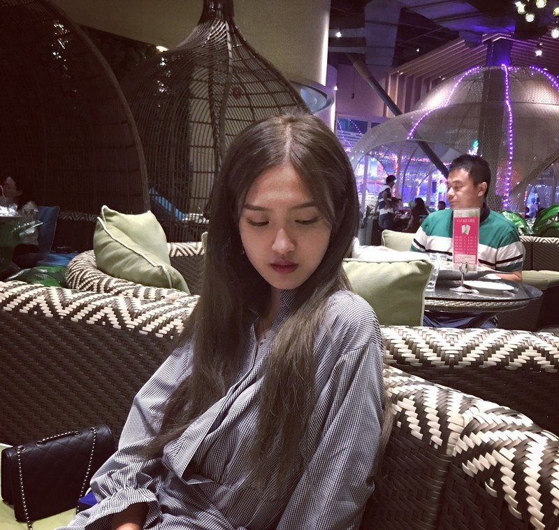 W81_女套图269照片+19视频（校花女神套图 小姐姐自拍照 朋友圈包装素材网恋照片组带视频）-8