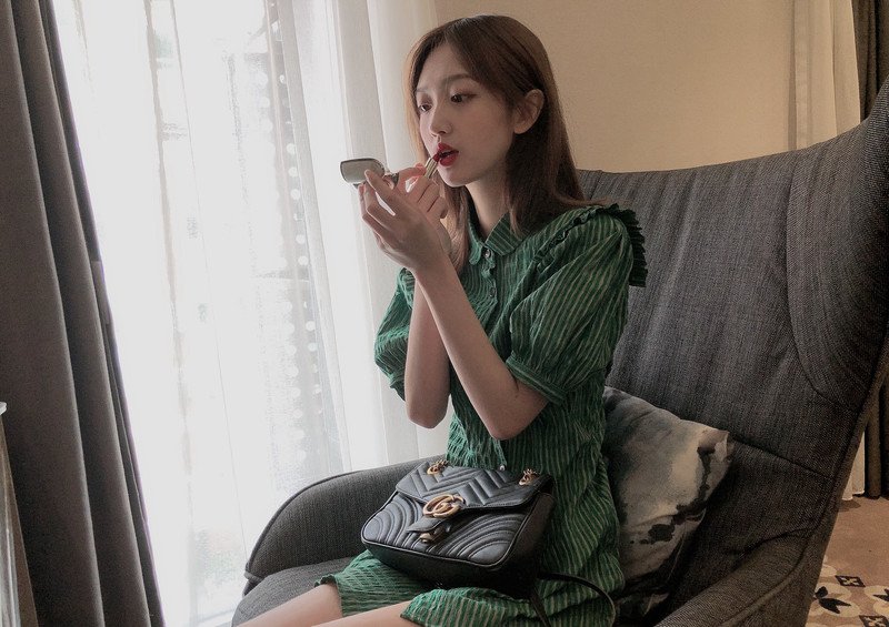 W81_女套图269照片+19视频（校花女神套图 小姐姐自拍照 朋友圈包装素材网恋照片组带视频）-17