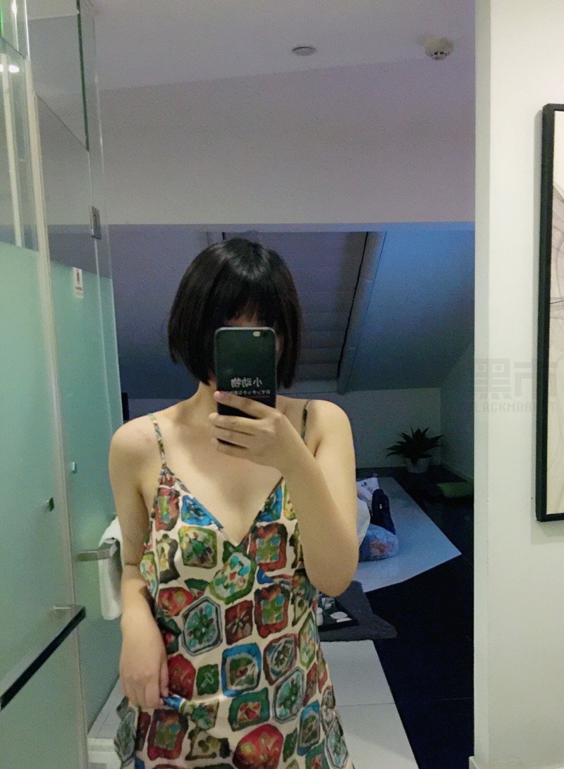 W80_女套图286照片+1视频（日系冷冷风格美少女同一个人套图 QQ空间包装朋友圈包装素材）-16