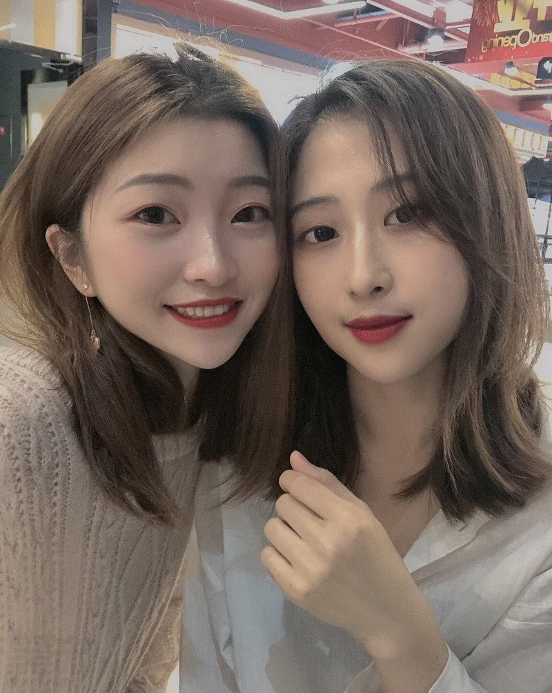 W79_女套图705照片（百变风格靓丽女神小姐姐同一个人照片 无水印高清真实网恋照片套图）-6