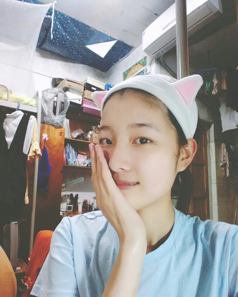W92_女套图294照片（护士小美女小姐姐素材图片合集 现实普通女生自拍照片合集包装朋友圈）-13