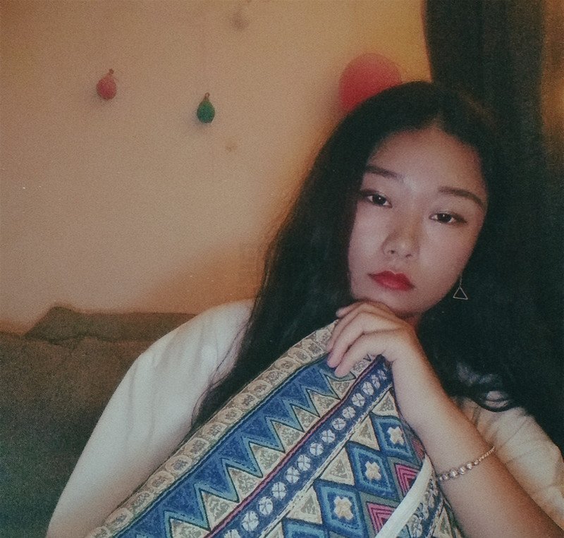 W89_女套图190照片（校园学生微胖真实年轻小女生照片合集 爱自拍同一个人女士微信微商营销养号）-9