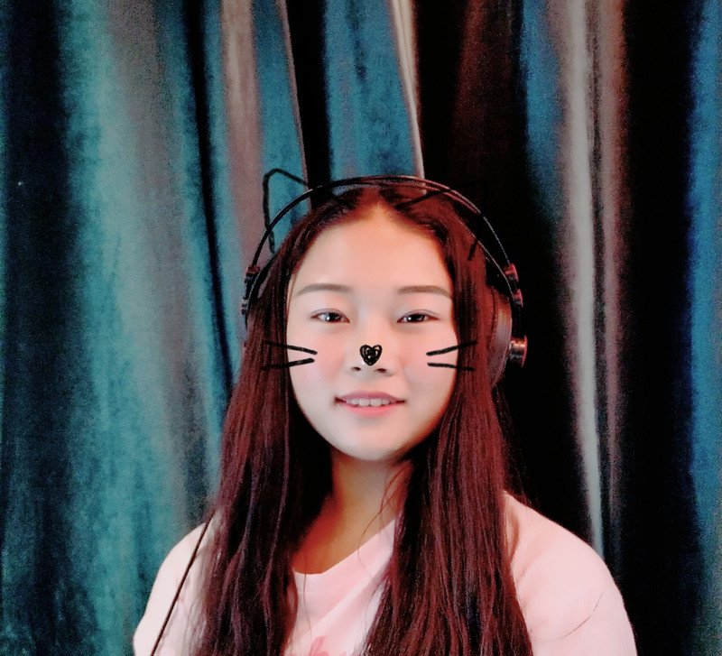 W89_女套图190照片（校园学生微胖真实年轻小女生照片合集 爱自拍同一个人女士微信微商营销养号）-5