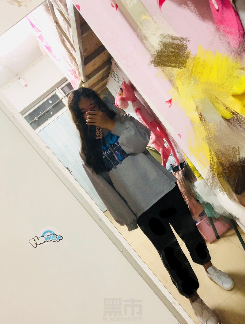 W89_女套图190照片（校园学生微胖真实年轻小女生照片合集 爱自拍同一个人女士微信微商营销养号）-11