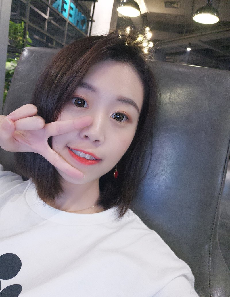 W88_女套图545照片+10视频（甜美靓丽女神生活照 女生无水印高清 微信微商营销养号同人图片）-15