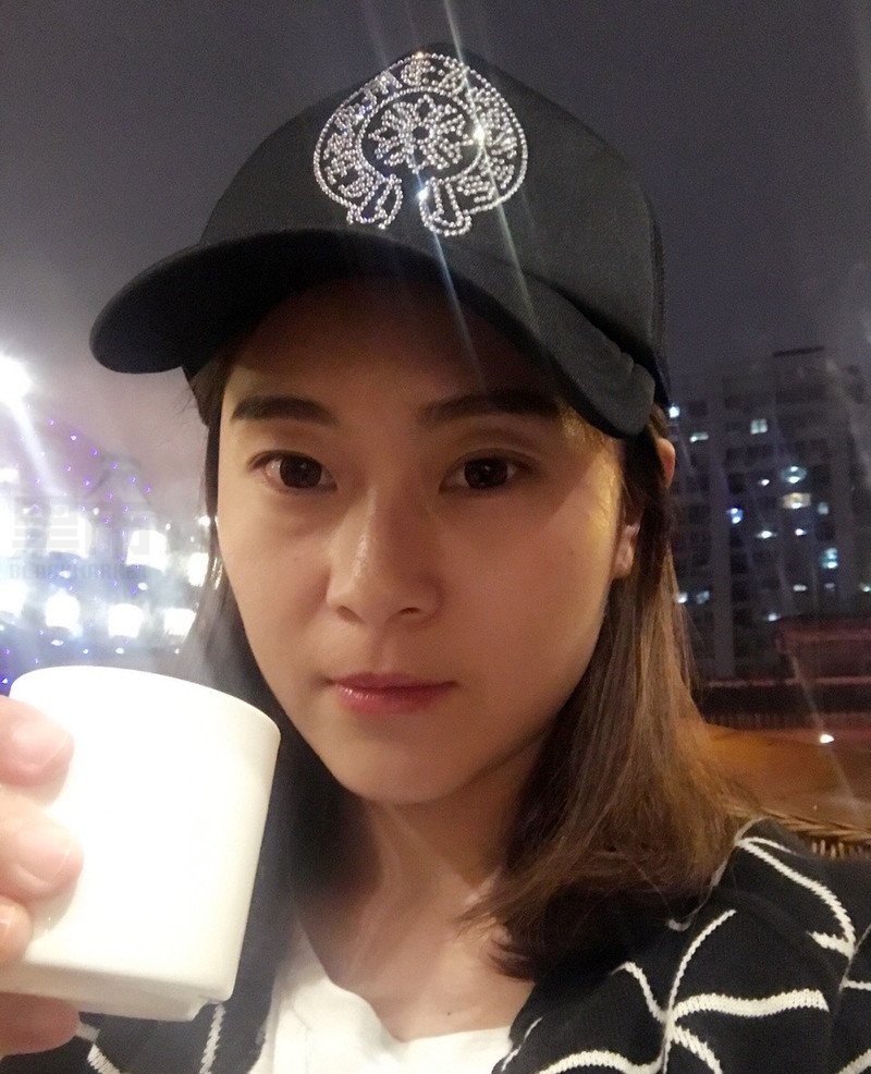 W99_女套图360照片（成功女性富婆素材合集形象照网恋照人物包装微信微商营销素材一整套）-3