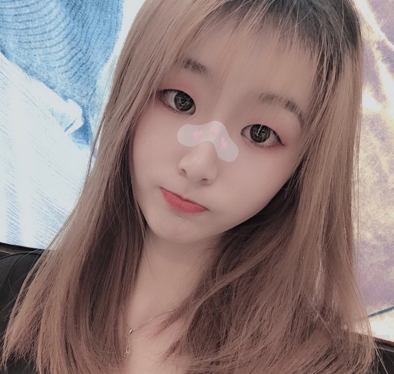 W97_女套图581照片+2视频（嘟嘟嘴可爱小女生自拍照网恋照片微信微商朋友圈养号素材QQ空间包装）-2