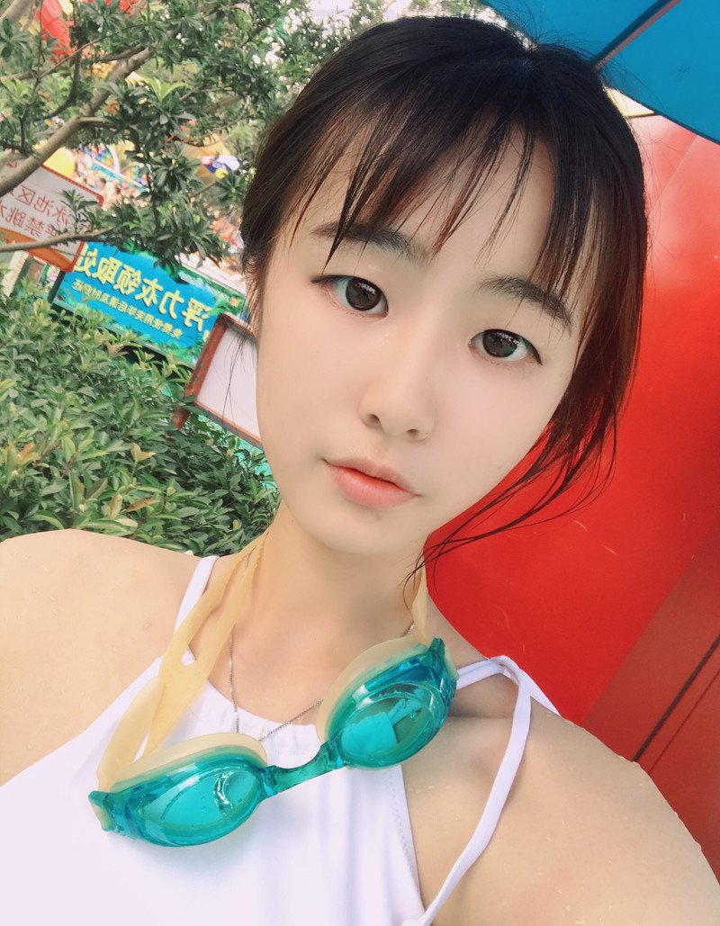 W97_女套图581照片+2视频（嘟嘟嘴可爱小女生自拍照网恋照片微信微商朋友圈养号素材QQ空间包装）-3