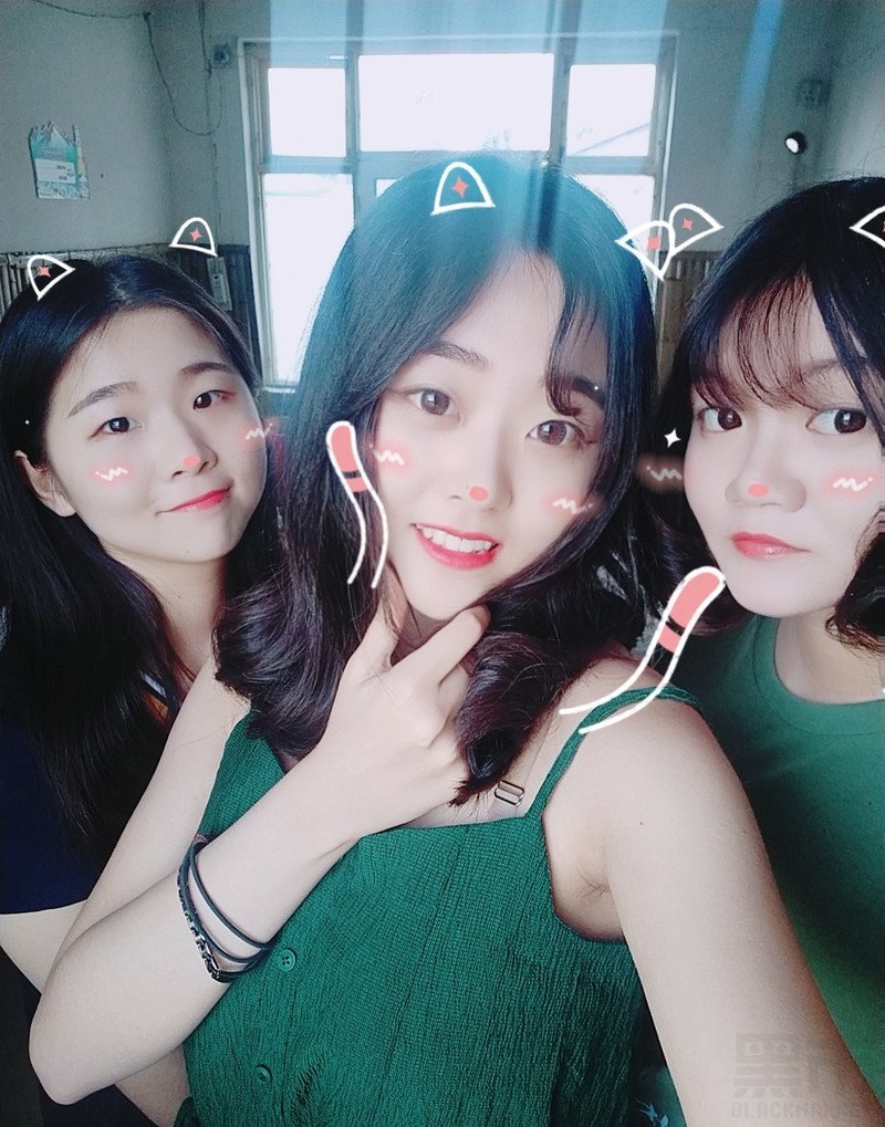 W96_女套图414照片+1视频（青春年轻小女生图片自拍照无水印高清照片组 包装qq空间微信朋友圈）-3