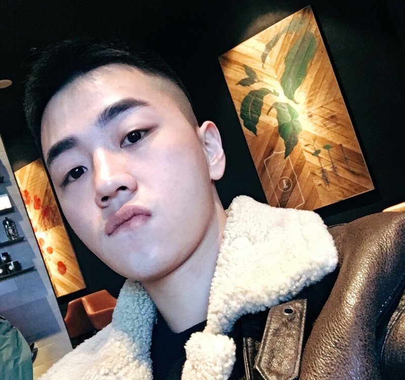 M104_男套图470照片+9视频（二十多岁帅气干净年轻男神生活照 小年轻好身材时尚网恋照片 ）-12