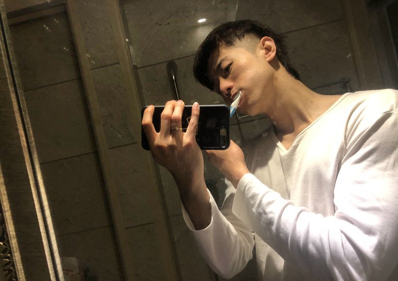 M107_男套图492照片+83视频（清爽男神高富帅男士生活照 好身材有腹肌帅气男神形象照）-15