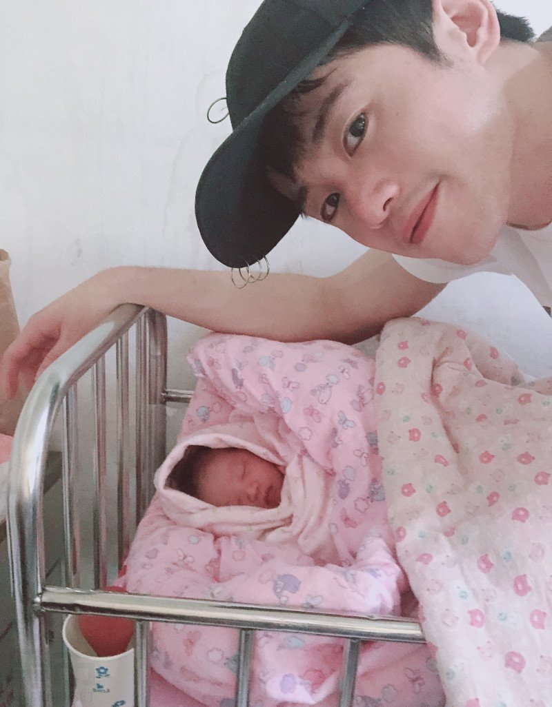 M107_男套图492照片+83视频（清爽男神高富帅男士生活照 好身材有腹肌帅气男神形象照）-12
