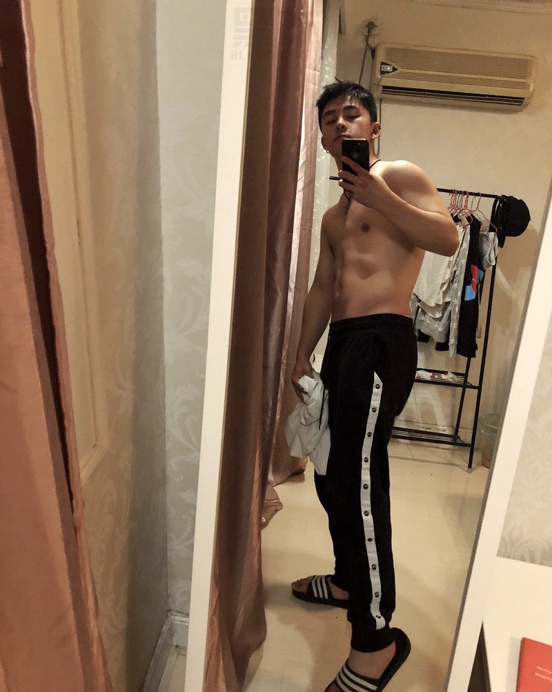 M110_男套图531照片+168视频（年轻的小奶狗男生自拍照 各种自拍卖萌的小青年生活照）-8