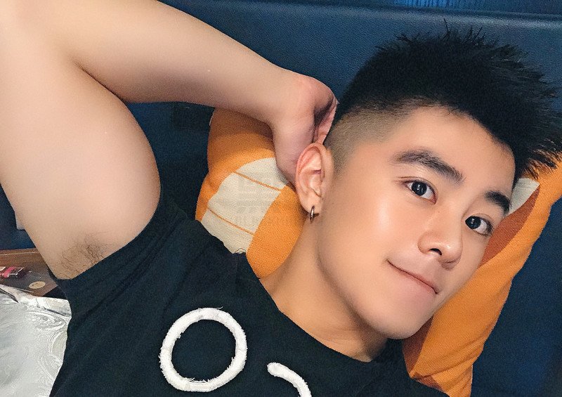 M110_男套图531照片+168视频（年轻的小奶狗男生自拍照 各种自拍卖萌的小青年生活照）-16