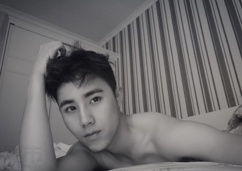 M111_男套图265照片（20岁左右好身材男士生活照 爱运动爱旅游男神自拍照）-1