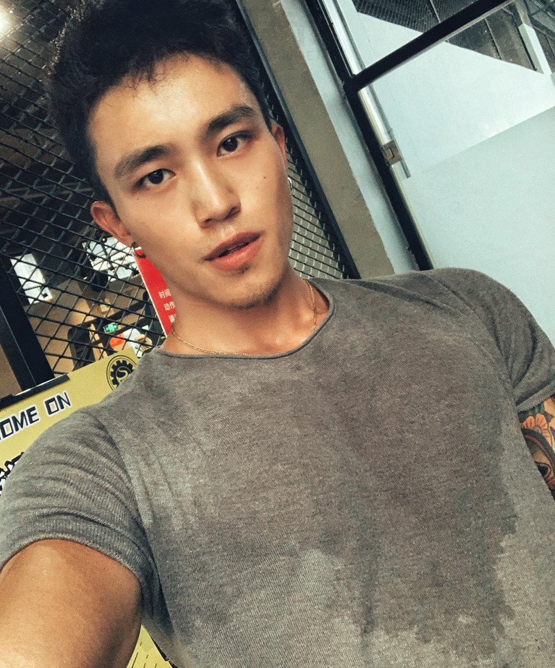 M113_男套图414照片（纹身男神好身材大胸肌男神生活照 健身男生日常照片）-1