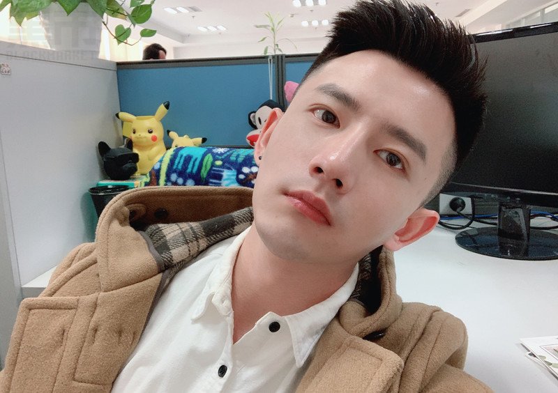 M114_男套图332照片+56视频（真实邻家男孩帅气男神生活照自拍照 同一个人真实素材套图）-17