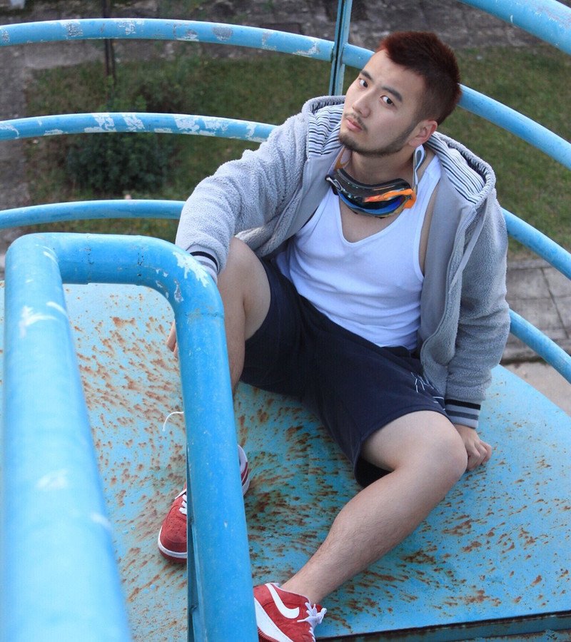 M121_男套图878照片+23视频（会弹吉他的音乐帅哥 文艺青年同人生活照）-5