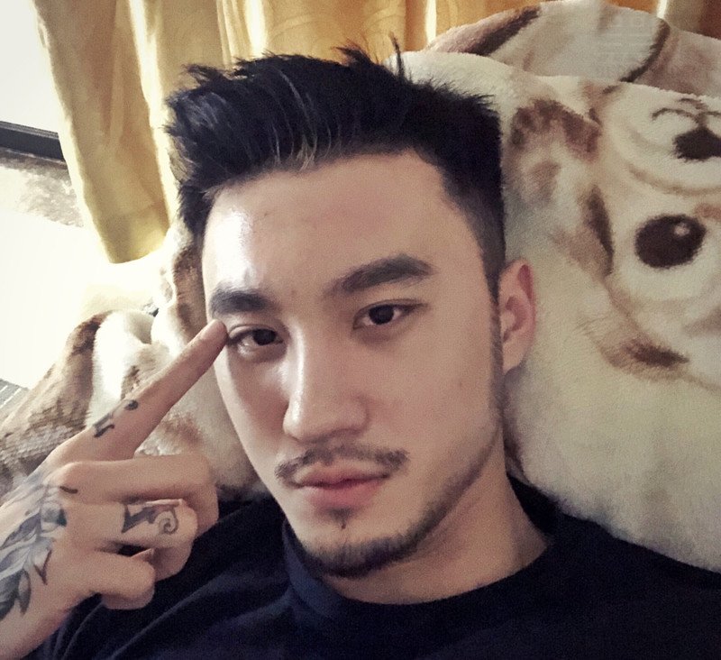 M133_男套图267照片+17视频（好身材纹身帅哥高富帅、时尚成熟男士生活照）-1