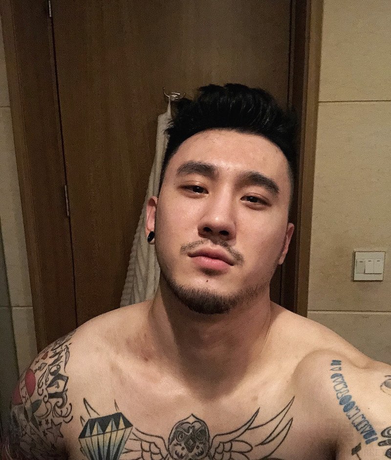 M133_男套图267照片+17视频（好身材纹身帅哥高富帅、时尚成熟男士生活照）-5