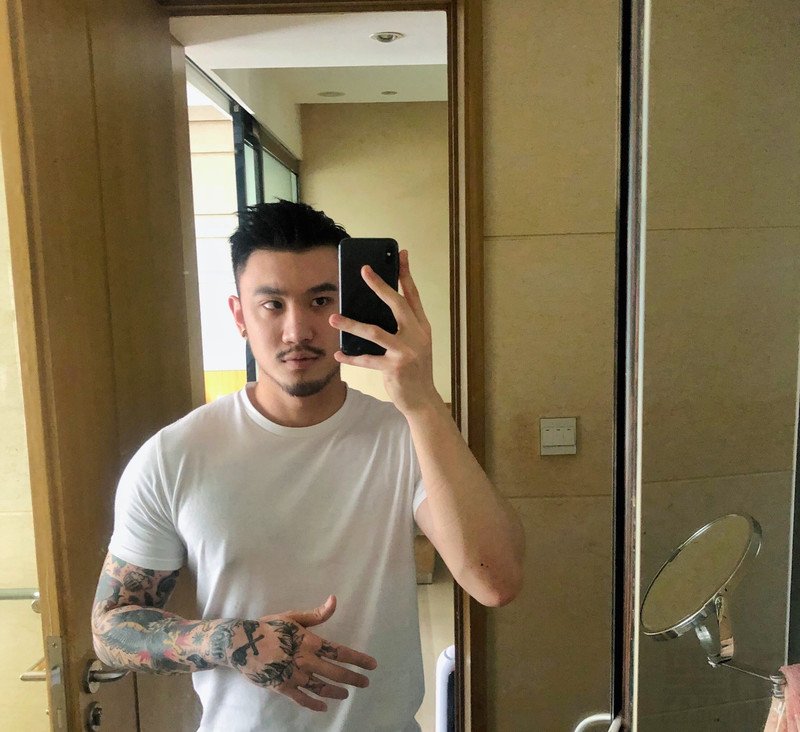 M133_男套图267照片+17视频（好身材纹身帅哥高富帅、时尚成熟男士生活照）-3