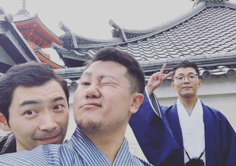 M136_男套图377照片+1视频（三十多四十岁左右帅哥生活照、普通男士同一个朋友圈包装）-5