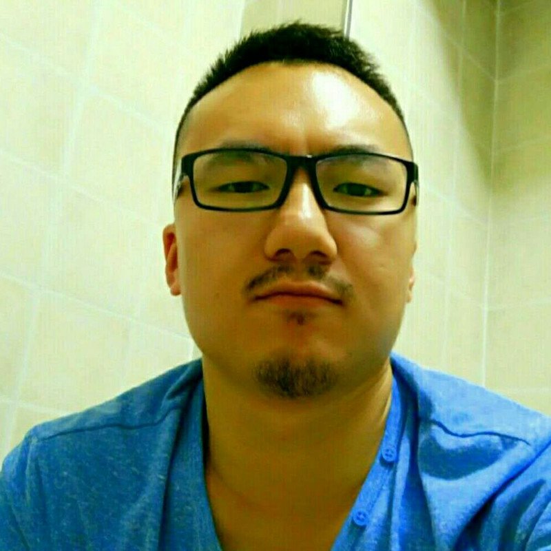 M137_男套图325照片（有胸肌的偏胖普通男生生活照、成熟男人味帅哥生活照图片合集）-17