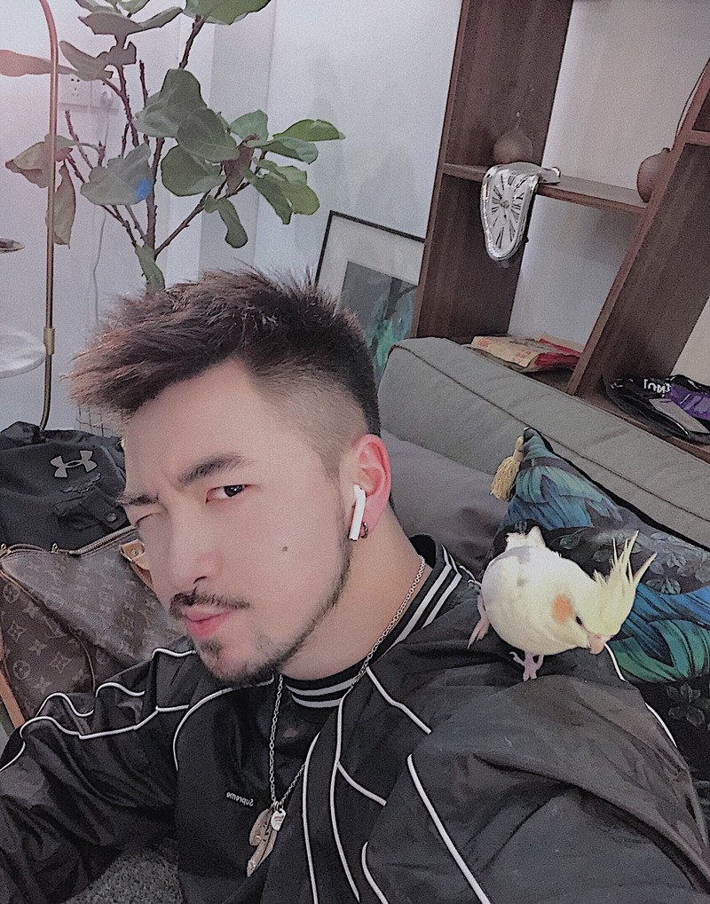 M151_男套图446照片+5视频（超man高富帅帅哥生活照、高端大叔生活照合集）-17